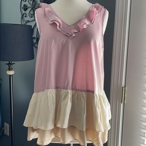 Easel Tri-color Hi-low Sleeveless top